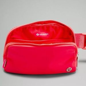 Lululemon belt bar red
